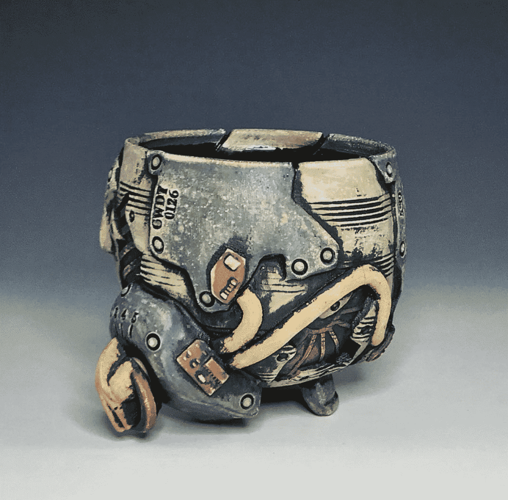 Andrew Clark – How to alter mugs, cups and tumblers – The Ceramic School