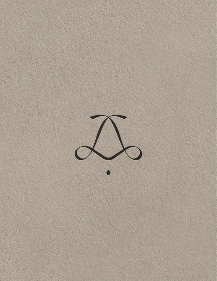 elegant minimalist unique line art jewelry store branding logo design