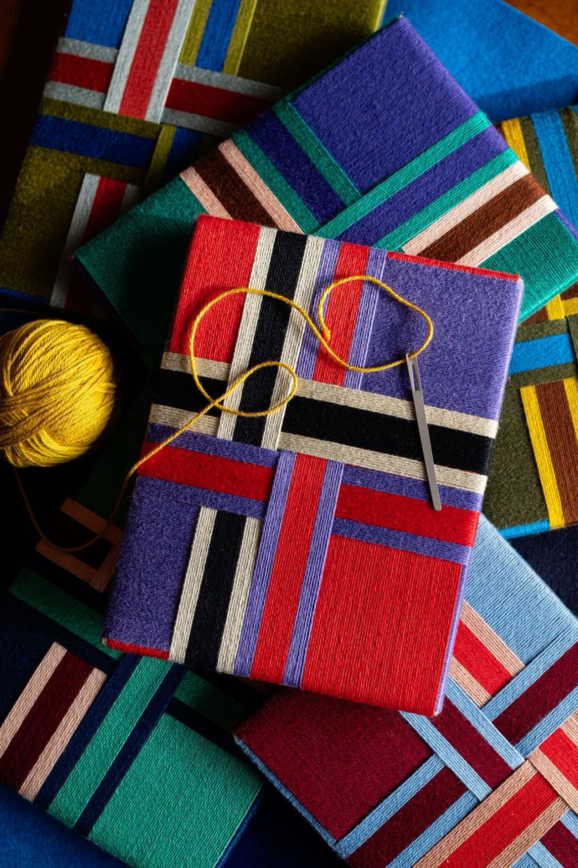 NEW WORKSHOPS FOR 2025 – make your own art and learn off loom weaving.