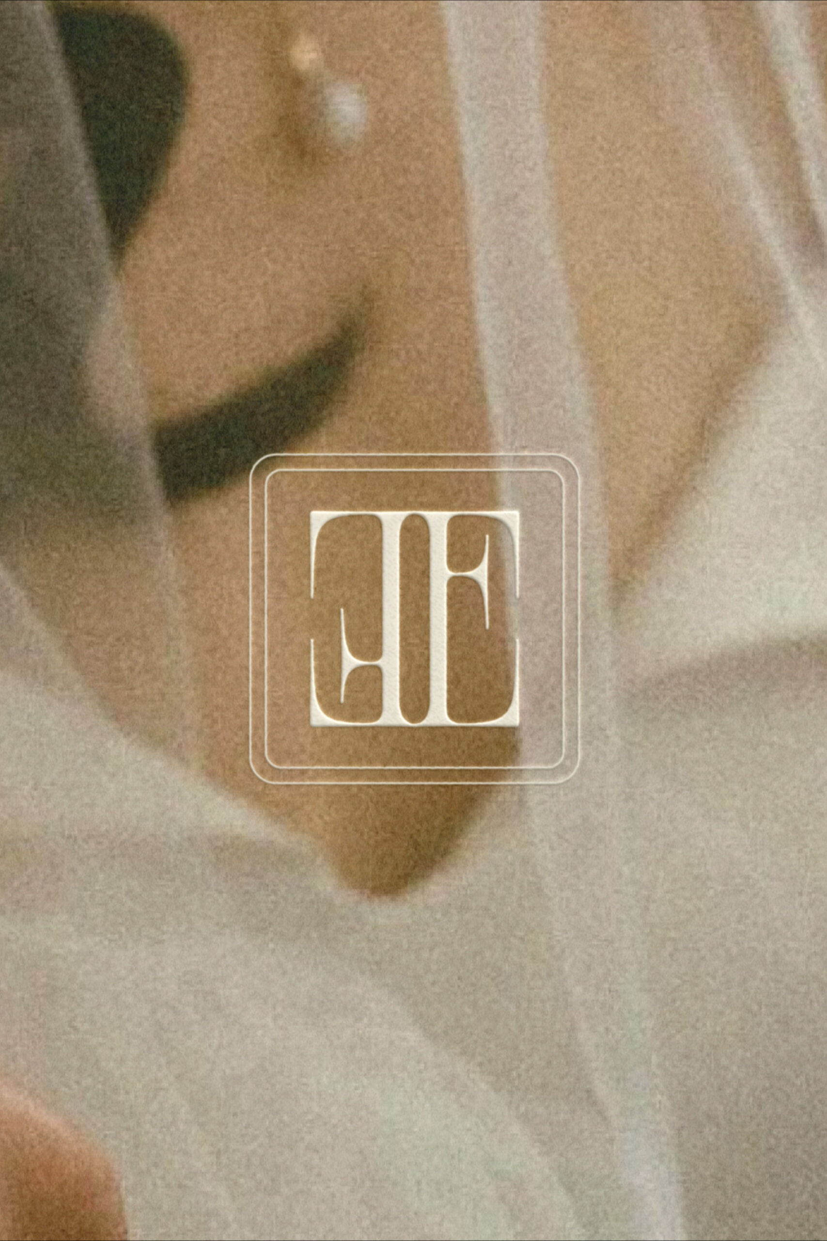 E Monogram | Wedding Photographer Logo Design